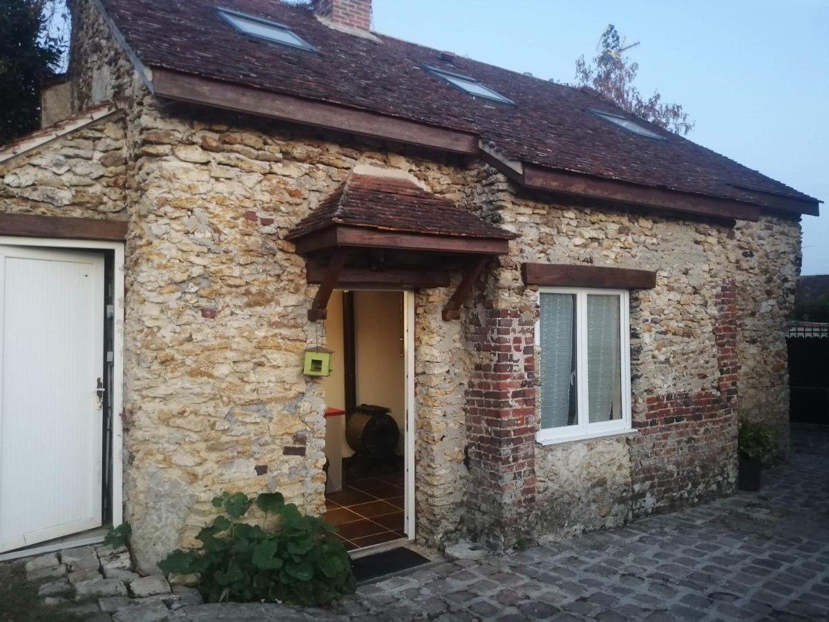 La Petite Briarde Apartment Boissy-le-Chatel ภายนอก รูปภาพ